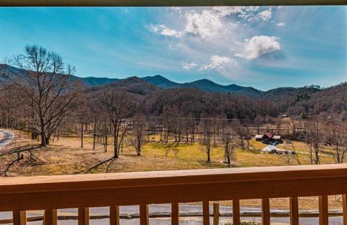 Bryson City House | Dulce Mountain Cabin