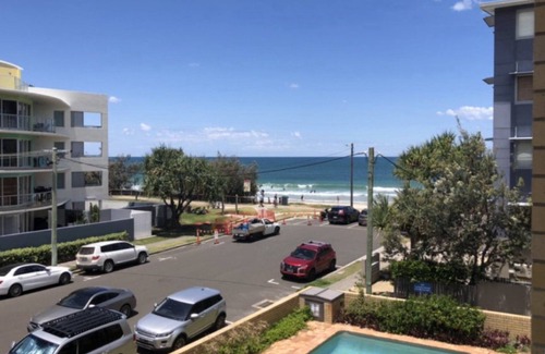 Kings Beach Apartment | Dulkara Unit 8 - A lovely 2 bedroom unit located right on Kings Beach