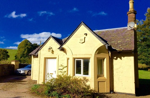 Moffat Cottage | DUMCRIEFF LODGE nr MOFFAT in Dumfries & Galloway