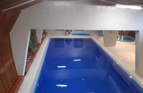 Ferencvaros Apartment | Dunapest thermal luxury residence
