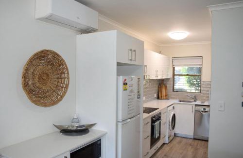 South West Rocks Apartment | Dunbar Court Unit 3 - Bring your own linen