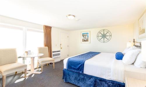North Truro Hotel | Dune Crest Hotel