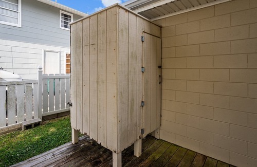 Kure Beach House | "Dune Our Thing" Pup FRIENDLY suite 1