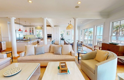Beachwood East House | Dunecrest Lane 7: 7 BR, 8 BA House in Isle of Palms, Sleeps 18