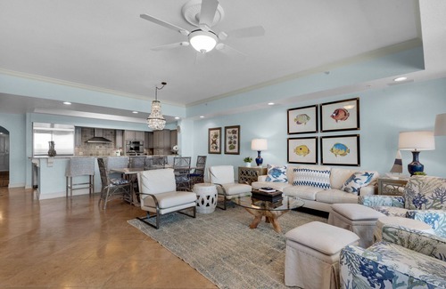 Crystal Beach Condo | Dunes of Crystal Beach 404, Beachfront 4bd condo,
