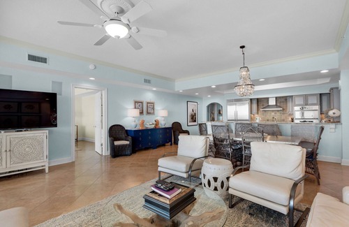 Crystal Beach Condo | Dunes of Crystal Beach 404, Beachfront 4bd condo,