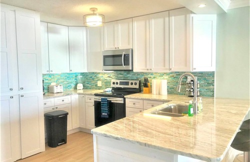 Gulf Lagoon Beach Condo | Dunes of Panama! Free Beach Service! Gulf Front 2 Bedroom !