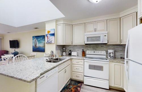 Atlantic Beach Apartment | Dunescape Villas 352