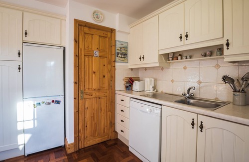Dunfanaghy House | Dunfanaghy - Sea Views- in village - parking