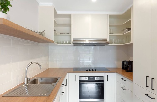 Cowes House | Dunsmore Lodge - sleeps 7