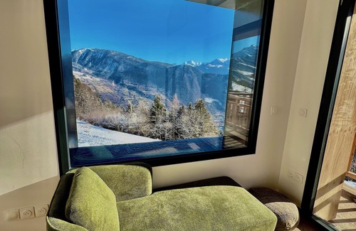 Doucy-Combelouviere Ski Chalet | Duo of chalets in the heart of the Grand Domaine (18pers)