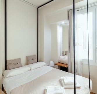 Sant' Ambrogio House | Duomo - Camere matrimoniali con bagno privato