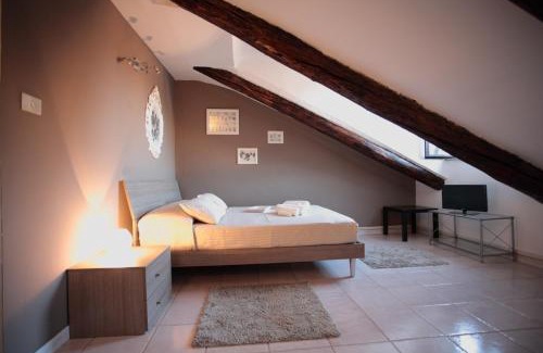 Roman Quarter Apartment | Duomo