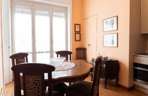 Ticinese Apartment | [Duomo walking distance] elegant flat with view