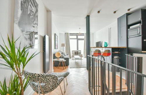 Quartier Saint-Ambroise Apartment | Duplex à Paris Saint-Ambroise