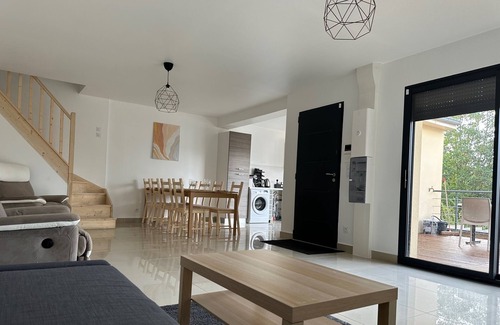 Champigny-sur-Marne Apartment | Duplex 130m2 Pour 8 Personnes