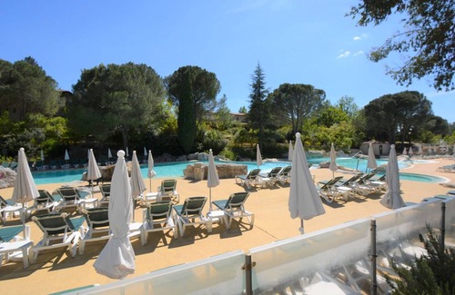 Rouret House | Duplex 2 BR, 6 Pers, Terrasse Privée, WiFi, Animaux OK – Grospierres