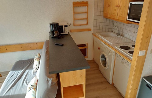 Arc-1800 Apartment | Duplex 4 Rooms, Sleeps 10, Ski-In/Ski-Out, Balcony, Pets Allowed, Wi-Fi