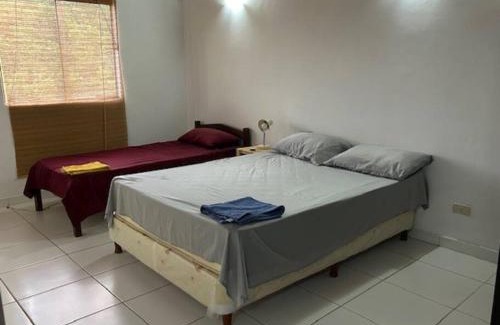 Luque House | Duplex Aeropuerto c/cochera cerrada