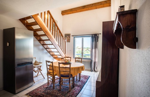 Uzes Apartment | Duplex Apartment 65m2 in quiet residence in Uzès, free Parking, garage in Option