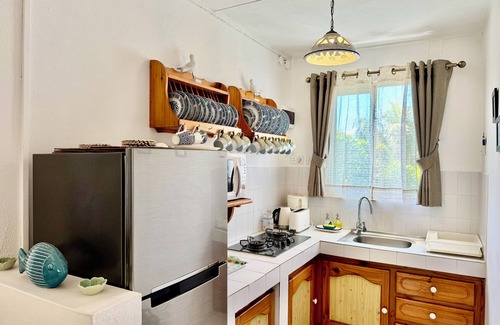 Pereybere Apartment | 🏝️DUPLEX APARTMENT WITH POOL - 3 MINUTES WALK TO BEACHES, RESTAURANTS & SHOPS