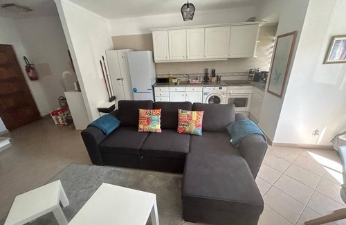 Praia da Rocha Apartment | Duplex apartment with terrace overlooking swimming pool 200m from the beach