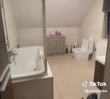 Genk Apartment | Duplex appartement met 3 slaapkamers