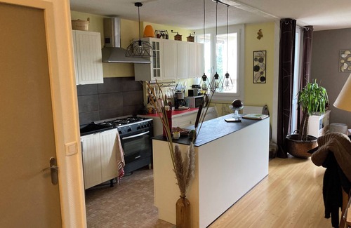 Chalon-sur-Saone Apartment | Duplex AU Calme Proche Centre Ville
