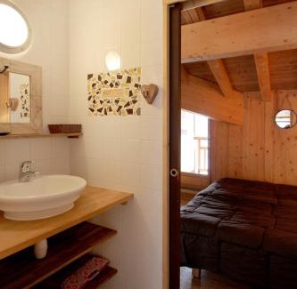 Les Deux Alpes Apartment | Duplex au Chalet Chantelouve pour 8 personnes à moins de 100 m des remontées mécaniques