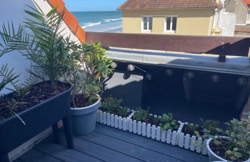 Wissant Apartment | DUPLEX AVEC JACUZZI vue imprenable sur la baie de Wissant