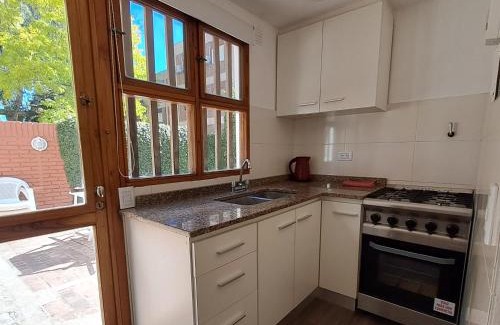 Pinamar Apartment | Duplex BESUGO, con patio y parrilla