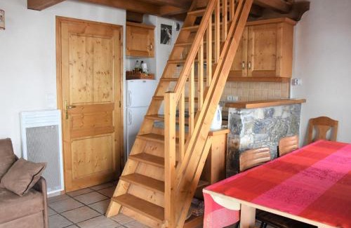 Pralognan-la-Vanoise Apartment | Duplex Confortable à Pralognan-la-Vanoise avec Wifi et Terrasse Sud, à 400m des Commerces - FR-1-464-56