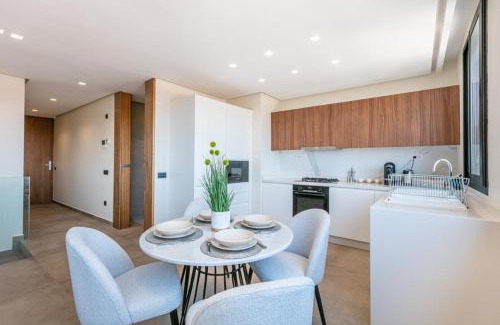 Camp El Ghoul Apartment | Duplex de Luxe Victor Hugo Gueliz