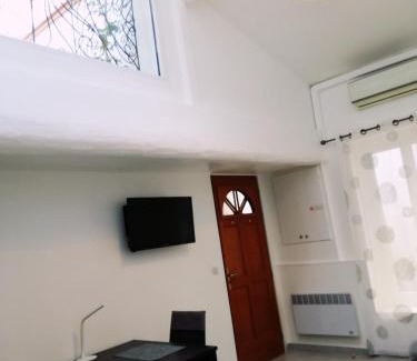 Quartier Administrations Apartment | Duplex Denim