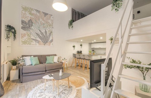 Republique - Tolstoi Apartment | Duplex Design proche Part-Dieu