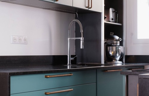 Saint-Lambert House | Duplex Dreams, by Veeve