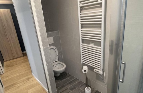 Le Thillay House | Duplex-Ensuite with Bath