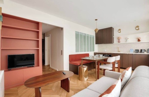 14th Arrondissement Apartment | Duplex for 6pax with cinema room