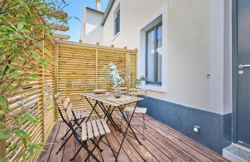 Veneux-les-Sablons Apartment | Duplex High Standing 7'➤Fontainebleau⎮45'➤Paris + Terrace