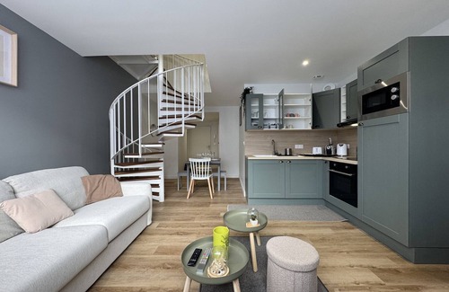 Republique Apartment | Duplex in Le Mans near 24 Hours Circuit