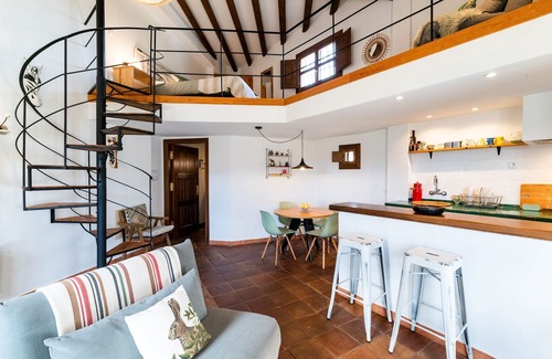 Niguelas Bed & Breakfast | Duplex loft in nature with garden and pool