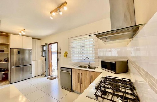 Flic-en-Flac House | Duplex - pool, jacuzzi & views