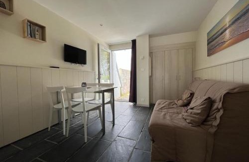 Guidel-Plages Apartment | Duplex proche de la mer avec piscine
