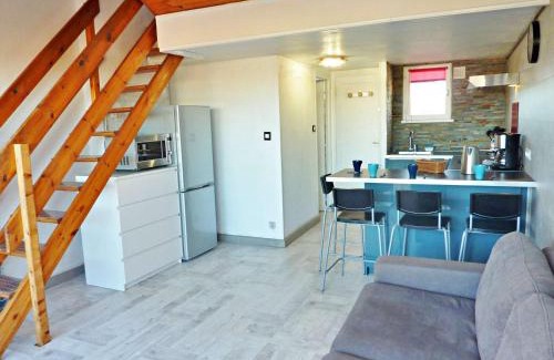 Marseillan Plage Apartment | Duplex rénové avec clim, terrasse et parking à Marseillan - FR-1-387-162