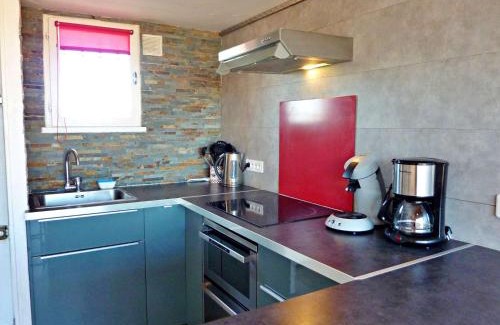 Marseillan Plage Apartment | Duplex rénové avec clim, terrasse et parking à Marseillan - FR-1-387-162
