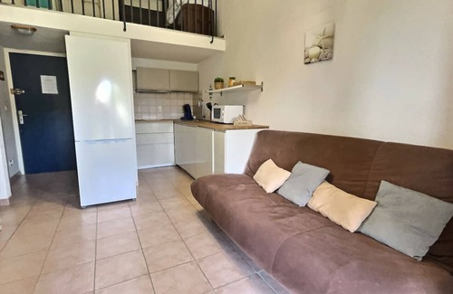 Miramar Apartment | Duplex T2 100m from the beach