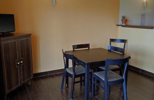 Jausiers Apartment | Duplex T3 avec piscine, WiFi, parking et animaux acceptés à Jausiers - FR-1-165B-1