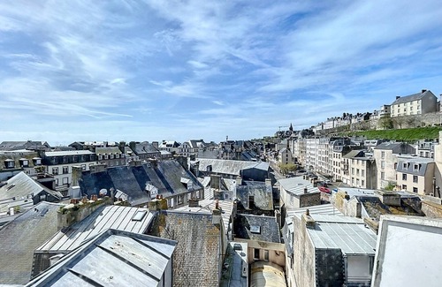 Granville Apartment | Duplex T3 with terrace in the heart of Granville