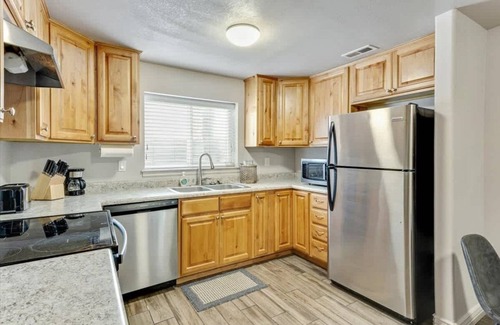 Springville House | Duplex Two Units, Large Backyard, Main St Close!