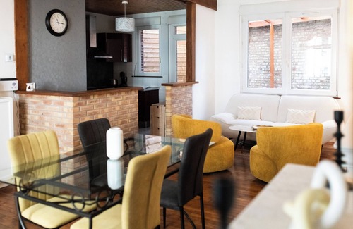 Mers-les-Bains Apartment | Duplex Villa Sarrazine - with private patio